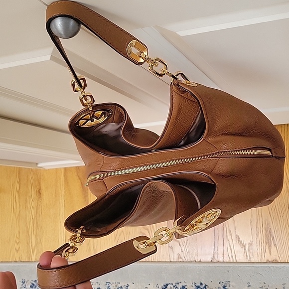 Michael Kors - Large Pebbled Leather Hobo Shoulder Bag in Luggage (Med Brown) - Picture 8 of 12